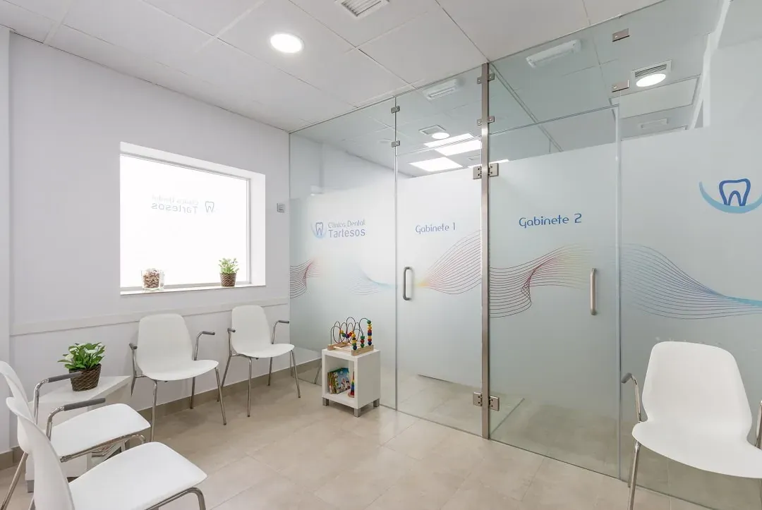 Instalaciones de Clínica Dental Tartesos en Maracena